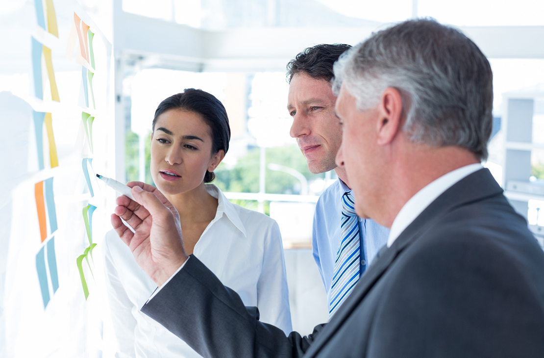 Illustration of ServiceNow ITSM training, change management and adoption